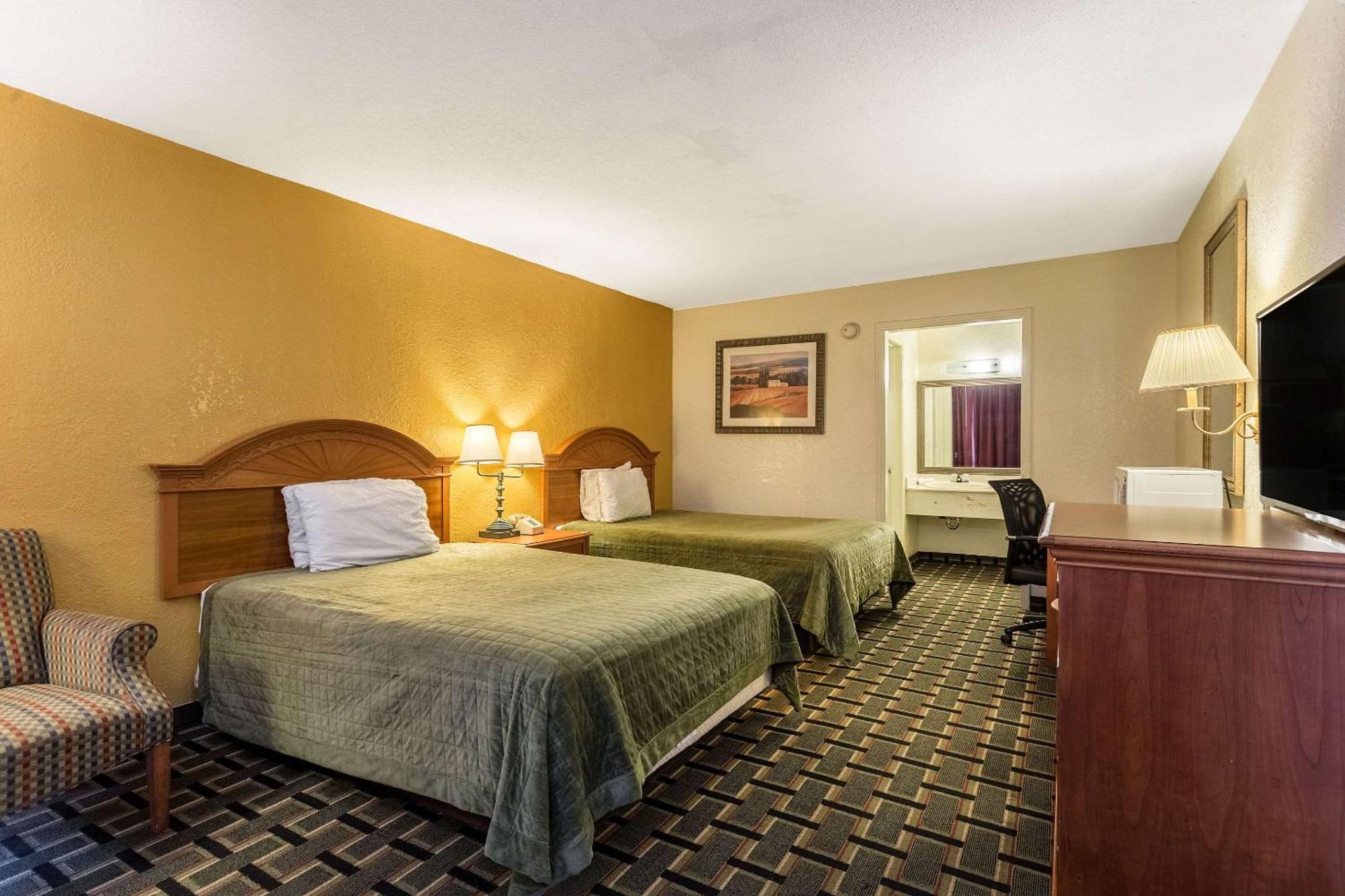Rodeway Inn Denmark-Jackson Екстер'єр фото